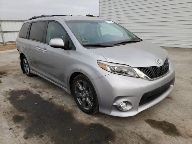 toyota sienna se 2017 5tdxz3dc6hs849102