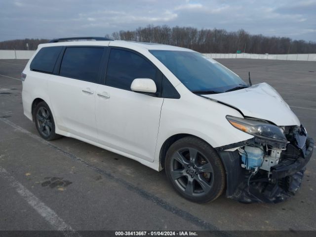 toyota sienna 2018 5tdxz3dc6js938562