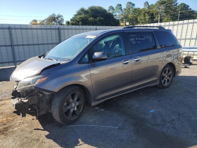 toyota sienna se 2017 5tdxz3dc8hs769638