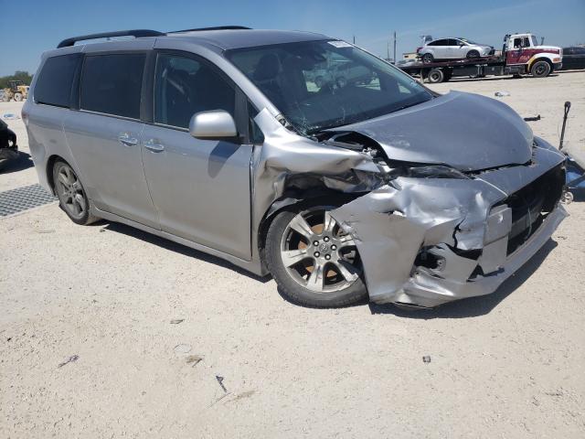 toyota sienna se 2018 5tdxz3dc8js919771