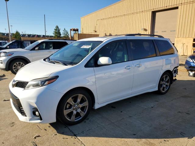 toyota sienna se 2018 5tdxz3dc9js965402