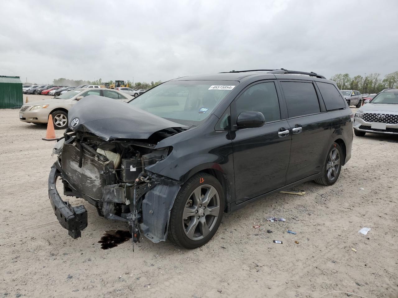 toyota sienna 2017 5tdxz3dcxhs828639