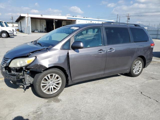 toyota sienna xle 2011 5tdyk3dc0bs005105