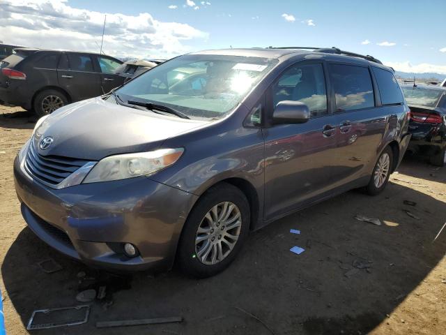 toyota sienna xle 2011 5tdyk3dc0bs059035