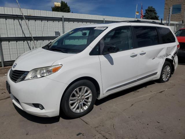 toyota sienna xle 2014 5tdyk3dc0es436774