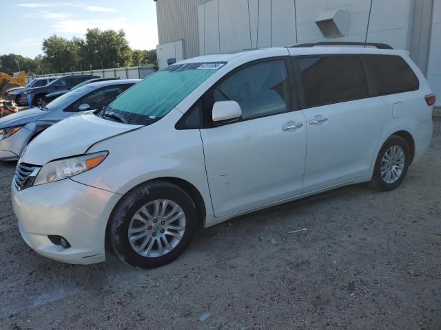 toyota sienna xle 2016 5tdyk3dc0gs741386