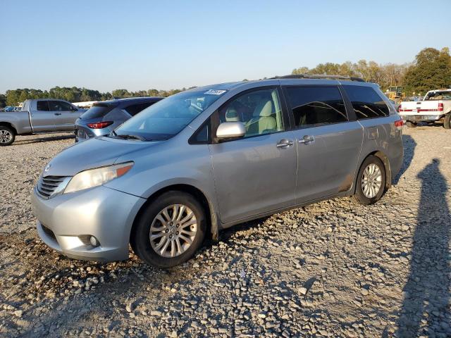 toyota sienna xle 2011 5tdyk3dc1bs108565