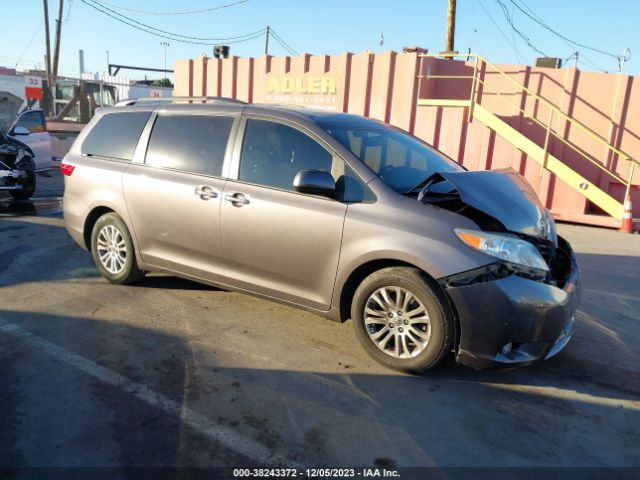 toyota sienna 2016 5tdyk3dc1gs697835