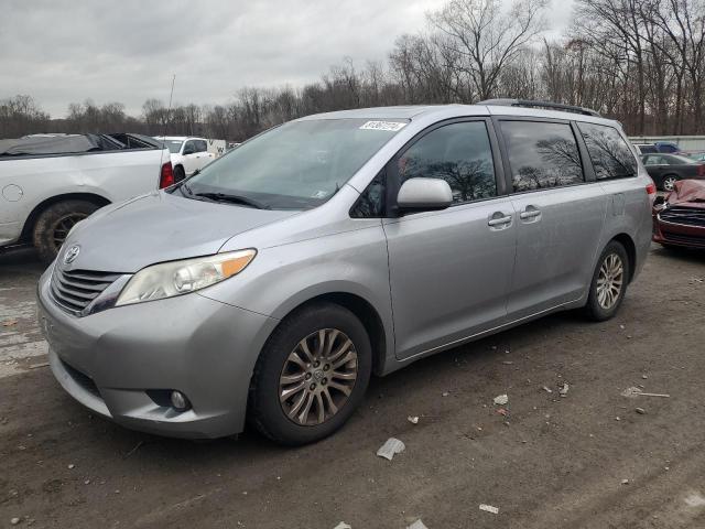 toyota sienna xle 2011 5tdyk3dc2bs105707