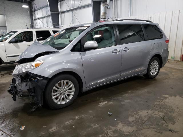 toyota sienna xle 2014 5tdyk3dc2es497950