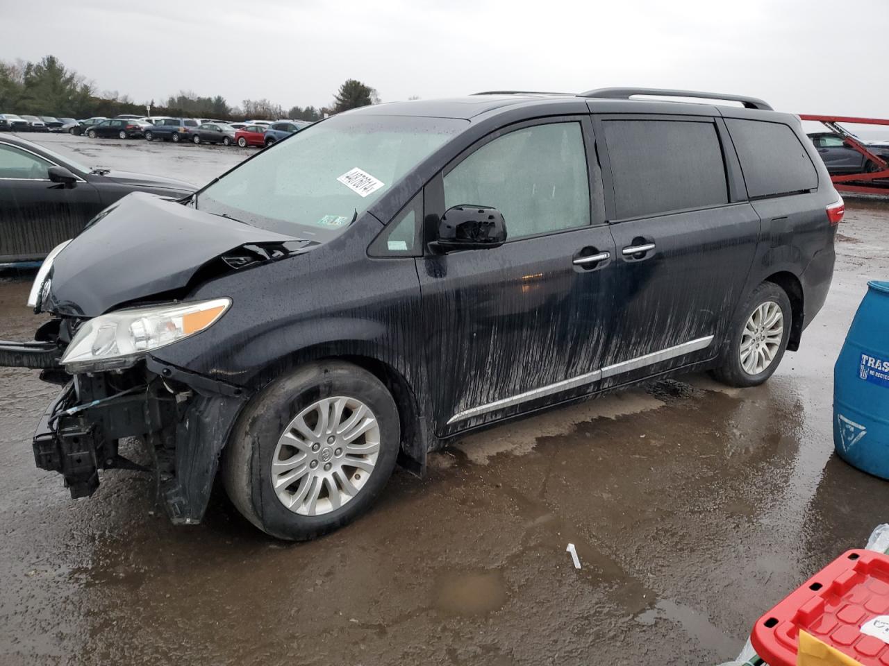 toyota sienna 2015 5tdyk3dc2fs674367