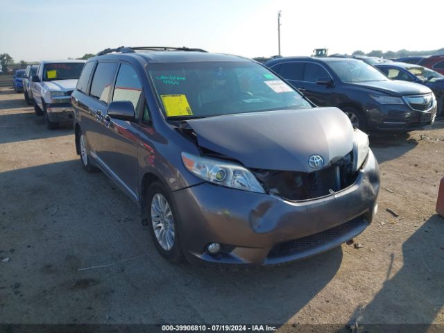 toyota sienna 2016 5tdyk3dc2gs742975