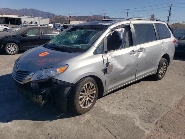 toyota sienna xle 2016 5tdyk3dc2gs764040