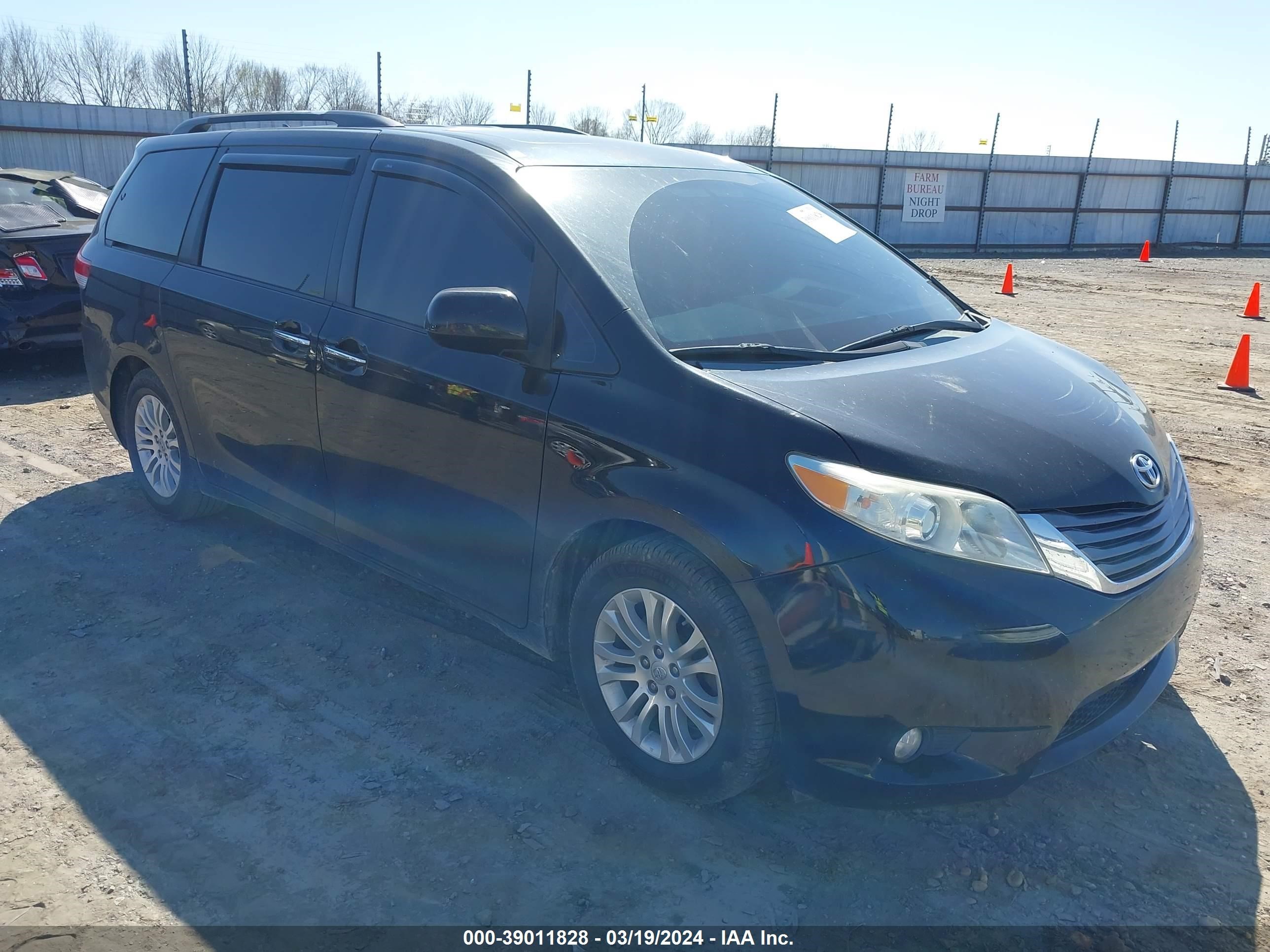 toyota sienna 2011 5tdyk3dc3bs007477