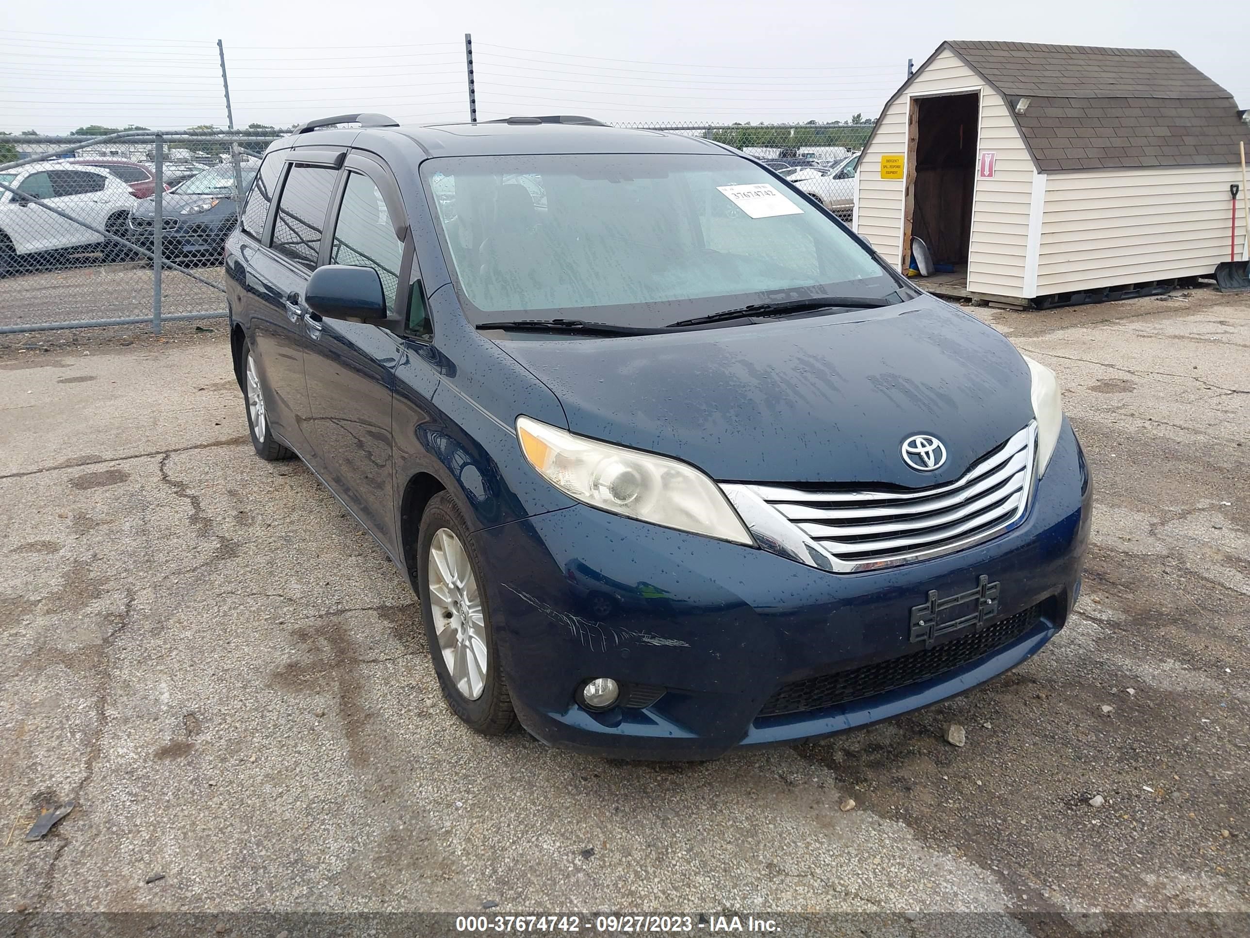 toyota sienna 2011 5tdyk3dc3bs024957