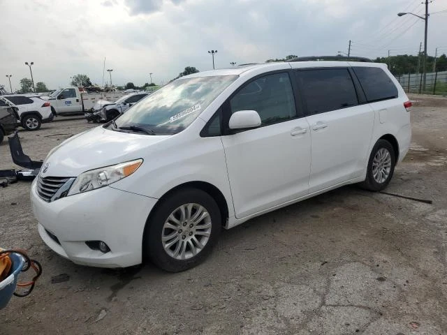 toyota sienna xle 2011 5tdyk3dc3bs038891