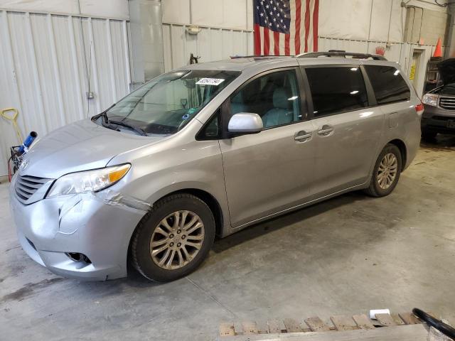 toyota sienna xle 2011 5tdyk3dc3bs160408