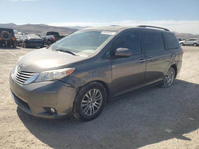 toyota sienna xle 2015 5tdyk3dc3fs570311