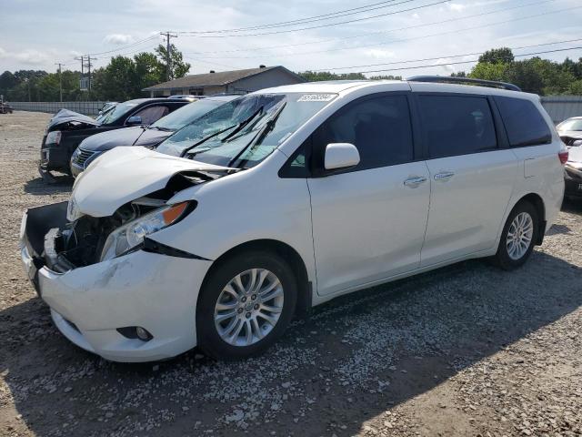 toyota sienna xle 2016 5tdyk3dc3gs761177