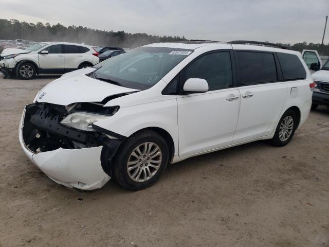 toyota sienna xle 2011 5tdyk3dc4bs163737