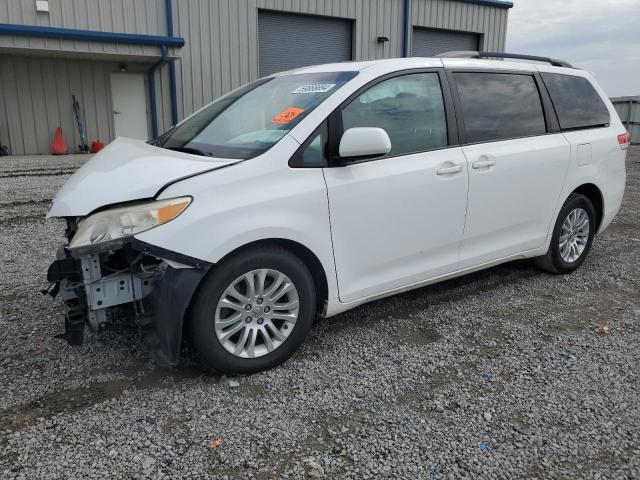 toyota sienna xle 2013 5tdyk3dc4ds380692