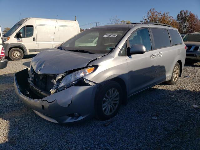 toyota sienna xle 2014 5tdyk3dc4es486402