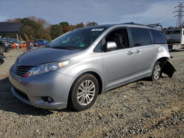 toyota sienna xle 2016 5tdyk3dc4gs736420