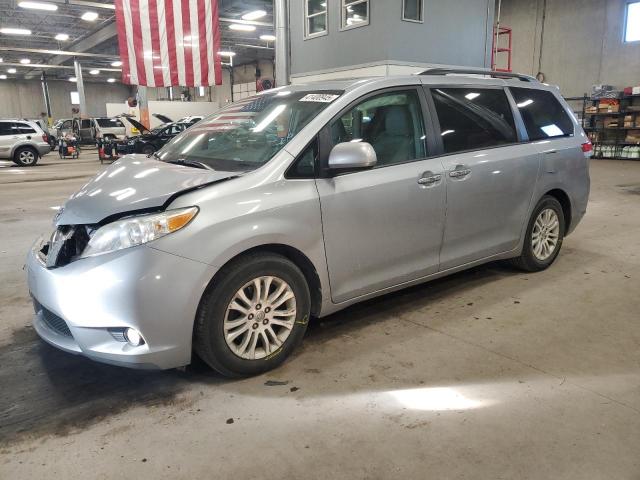 toyota sienna xle 2013 5tdyk3dc5ds359205