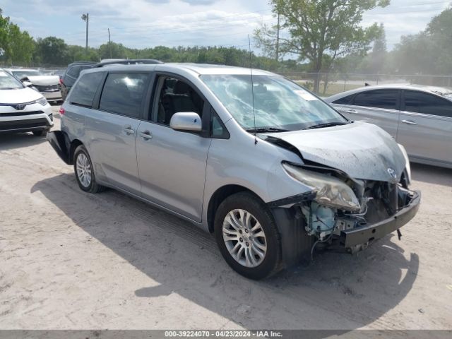 toyota sienna 2013 5tdyk3dc5ds389692