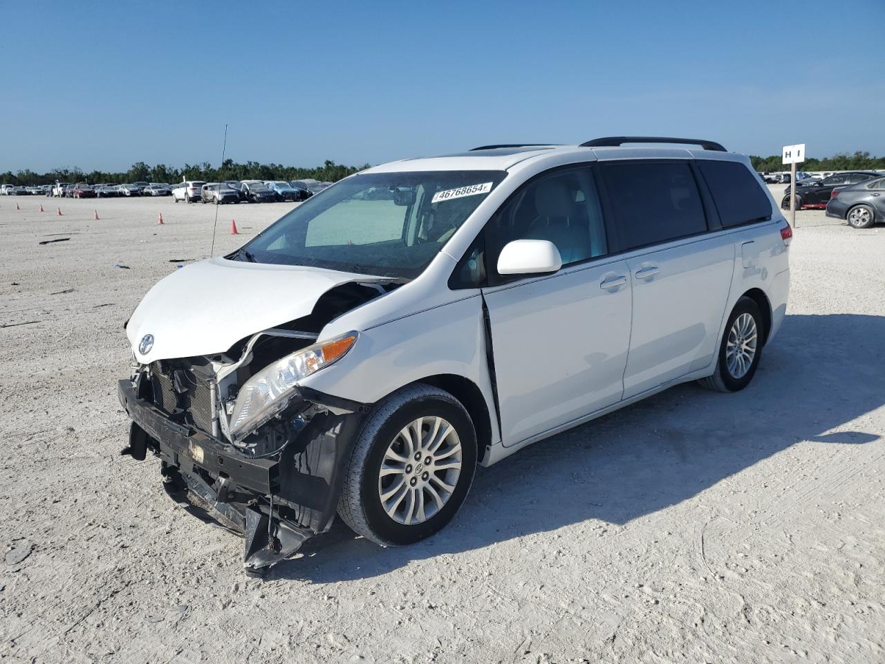 toyota sienna 2014 5tdyk3dc5es468149