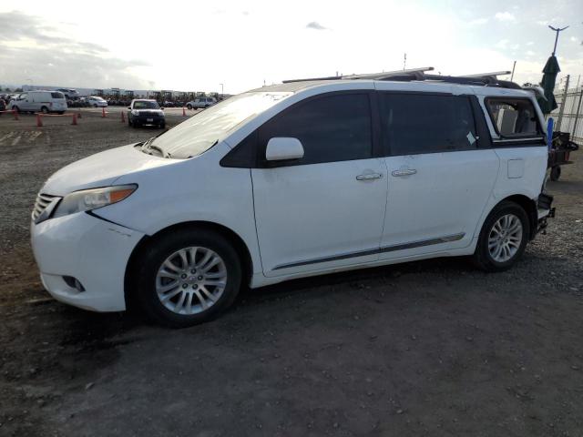 toyota sienna xle 2011 5tdyk3dc6bs122204