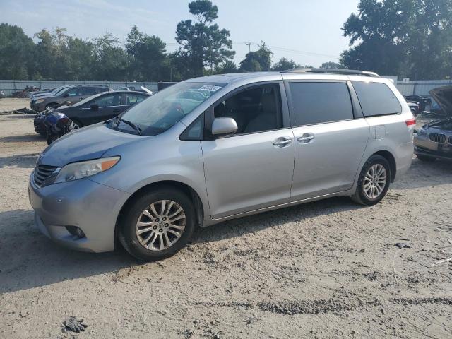 toyota sienna xle 2013 5tdyk3dc6ds401199