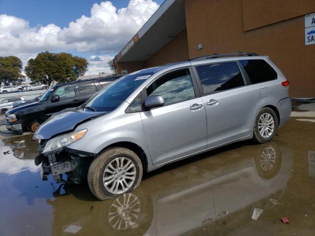 toyota sienna xle 2014 5tdyk3dc6es437704