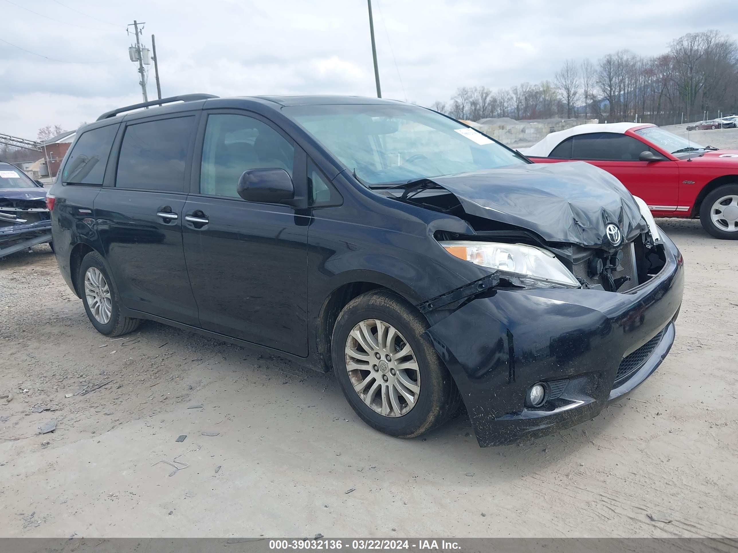 toyota sienna 2016 5tdyk3dc6gs742011