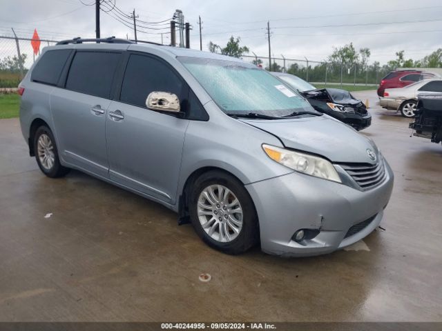 toyota sienna 2015 5tdyk3dc7fs601611