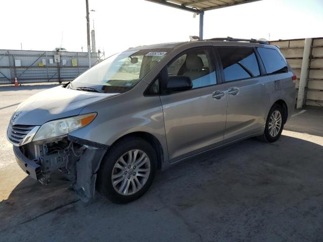 toyota sienna xle 2011 5tdyk3dc8bs025019