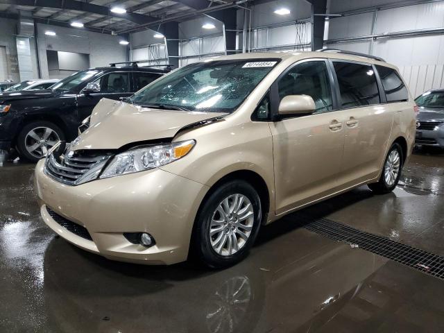 toyota sienna xle 2014 5tdyk3dc9es471913