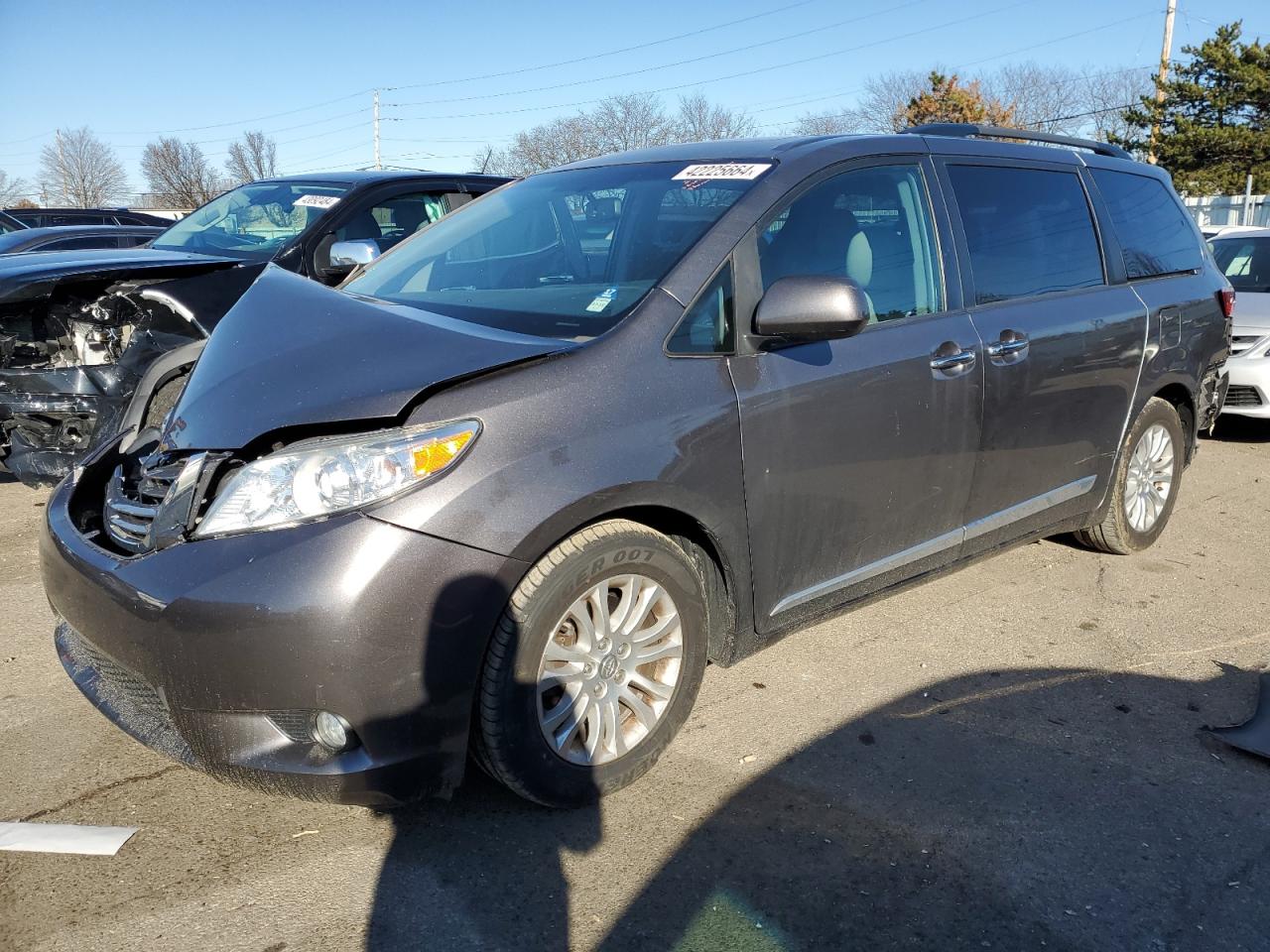 toyota sienna 2015 5tdyk3dc9fs550936