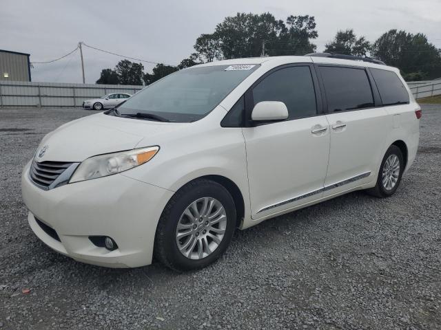 toyota sienna xle 2015 5tdyk3dc9fs662443