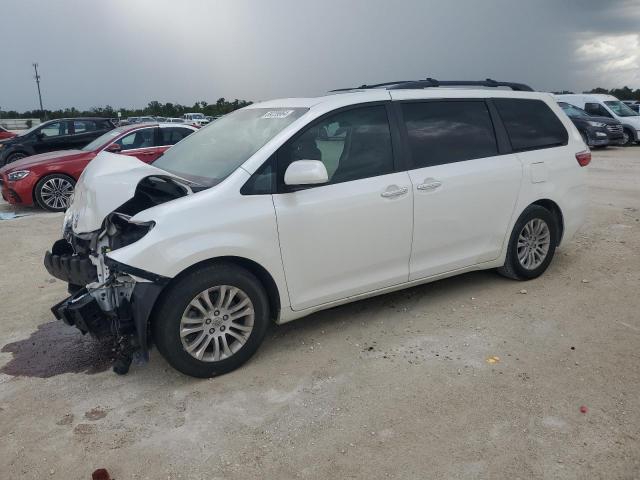 toyota sienna xle 2016 5tdyk3dc9gs698487