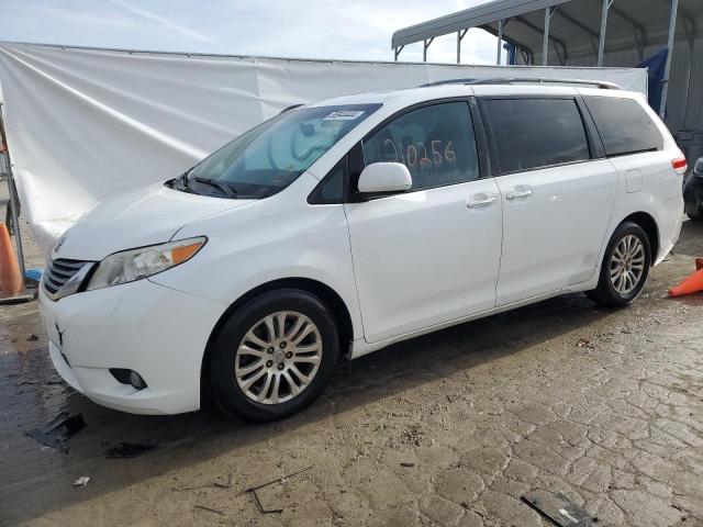 toyota sienna xle 2011 5tdyk3dcxbs098747