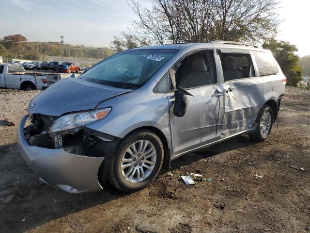 toyota sienna xle 2012 5tdyk3dcxcs180673