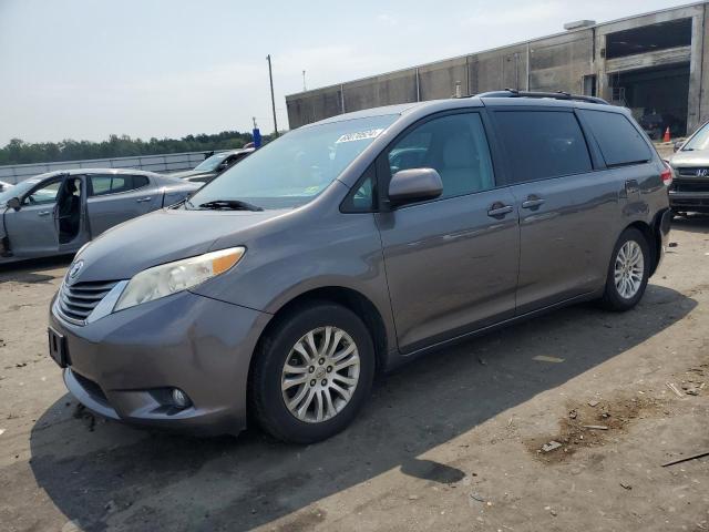 toyota sienna xle 2014 5tdyk3dcxes437334