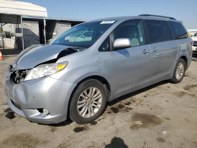 toyota sienna xle 2015 5tdyk3dcxfs680045