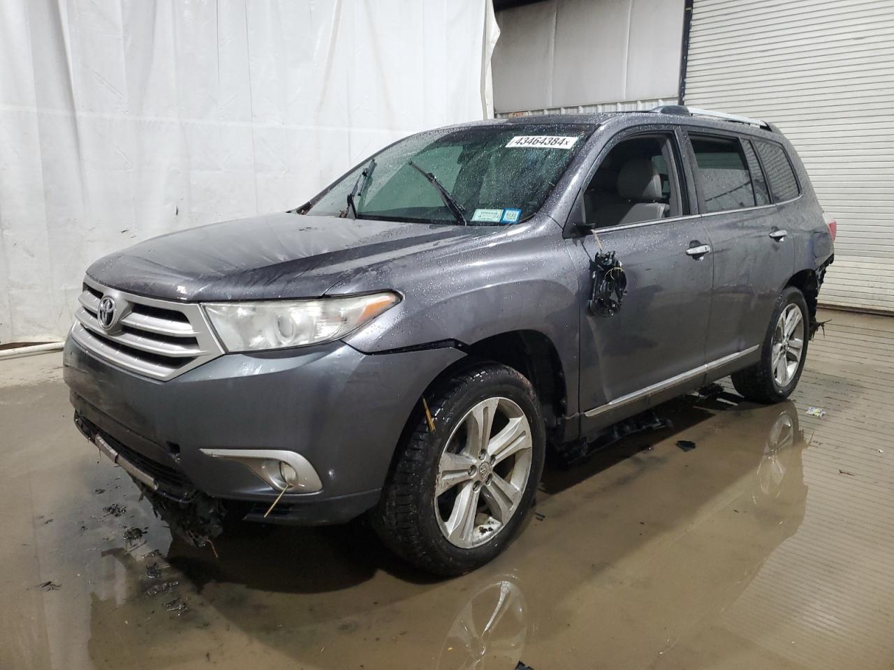 toyota highlander 2013 5tdyk3eh9ds137860