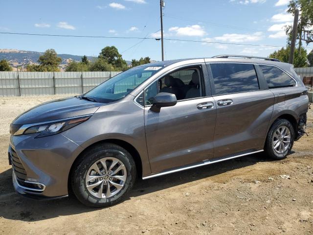 toyota sienna xle 2024 5tdyrkec0rs208381