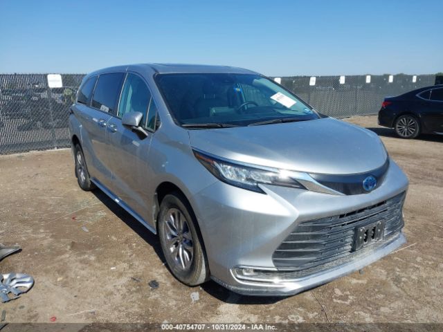 toyota sienna 2022 5tdyrkec2ns104274