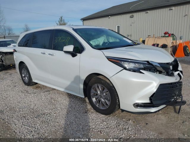 toyota sienna 2022 5tdyrkec6ns077581