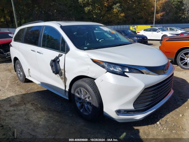 toyota sienna 2022 5tdyrkec7ns119112