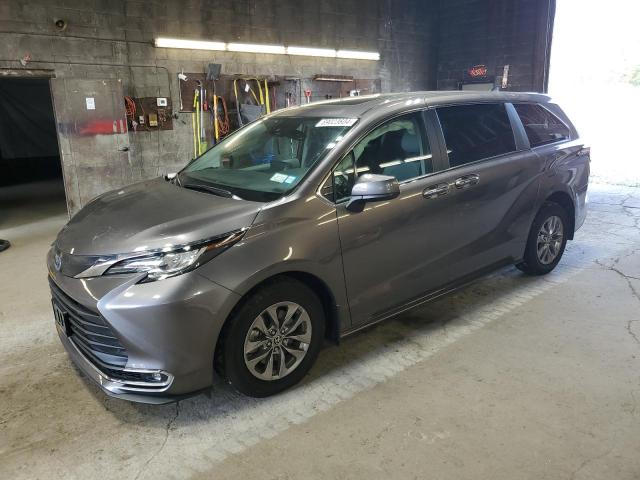 toyota sienna xle 2023 5tdyrkec8ps153532